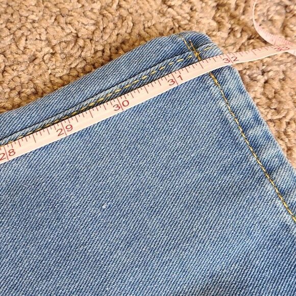 Jeans Fashion cutout jeans NWOT - Picture 8 of 9